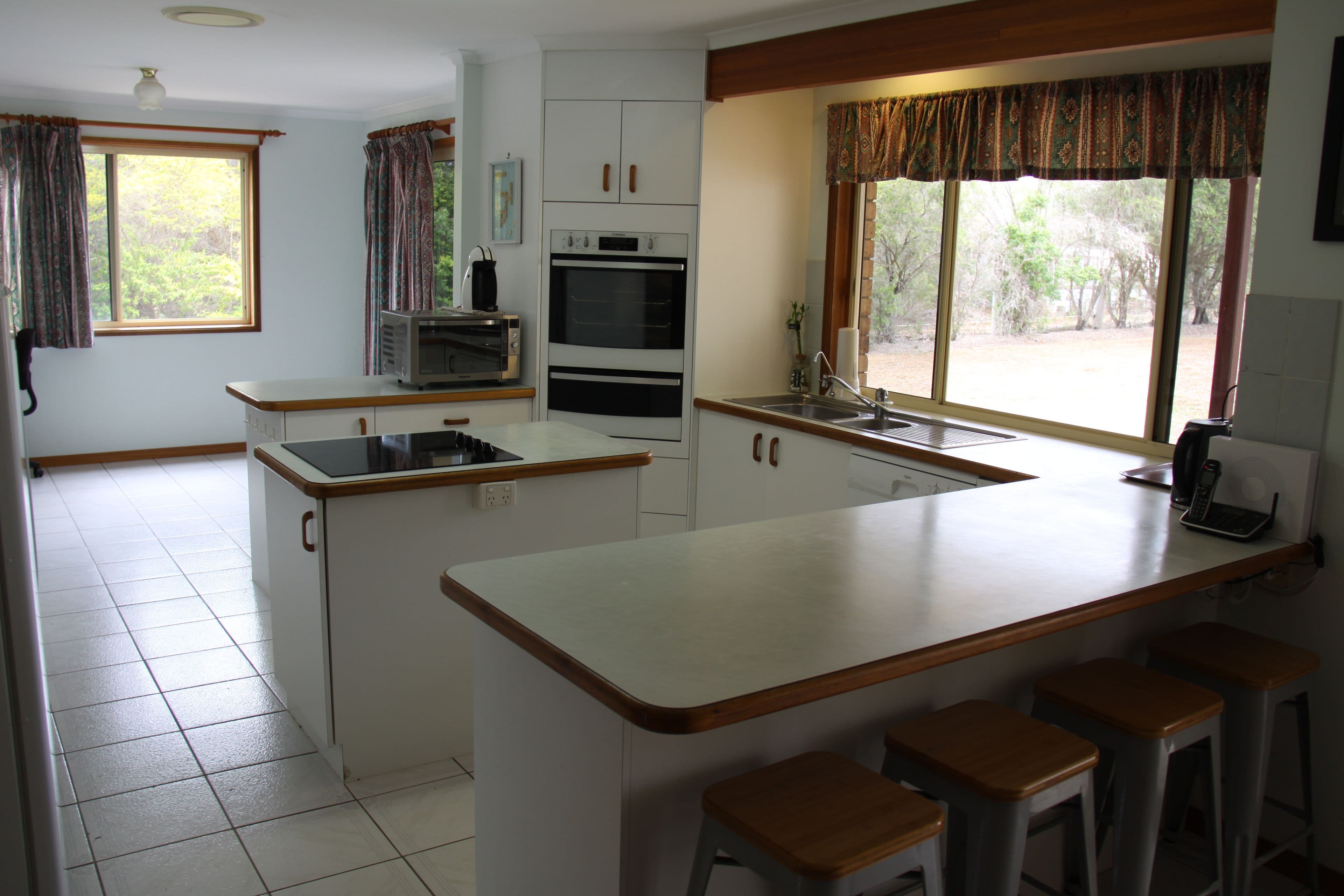 15 Golden Avenue, Tannum Sands QLD 4680, Tannum Sands - Thumbnail 5