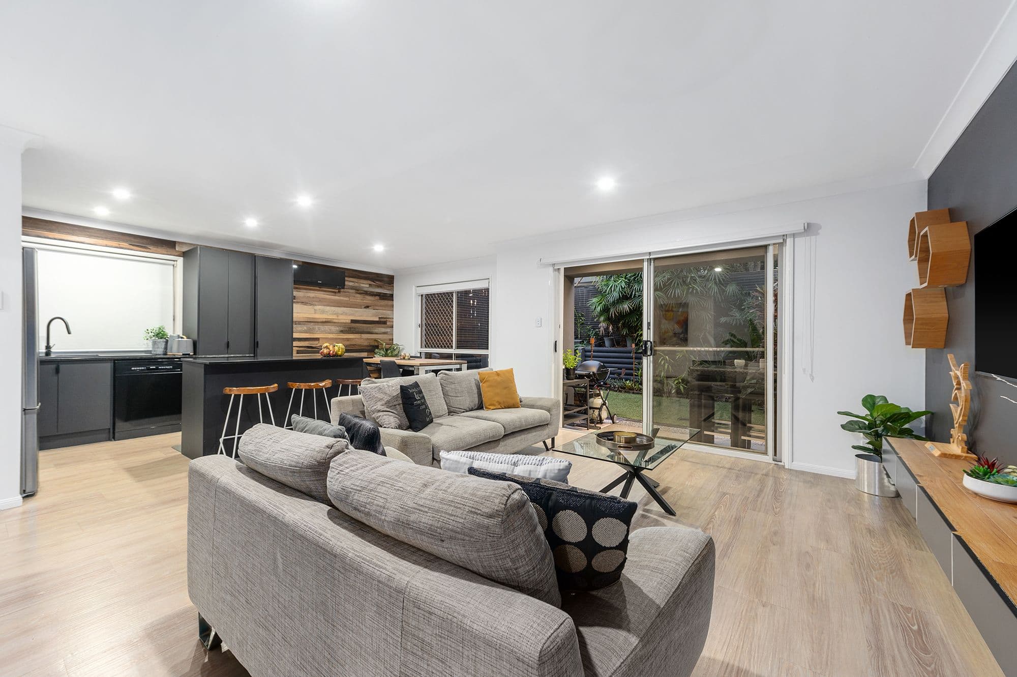 1-3 Carnarvon Court, Oxenford QLD 4210, Oxenford - Image 1