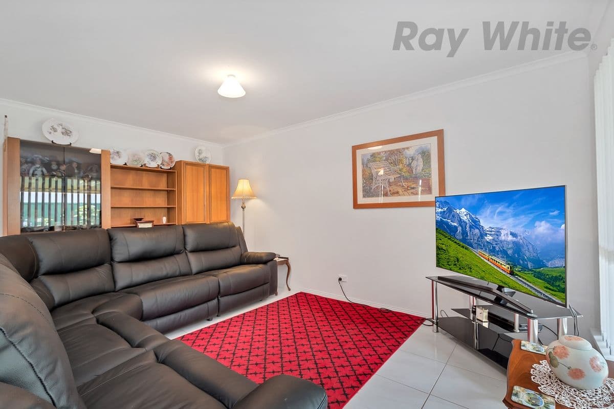 17 Bowman Street, Elizabeth Park SA 5113, Elizabeth Park - Thumbnail 3
