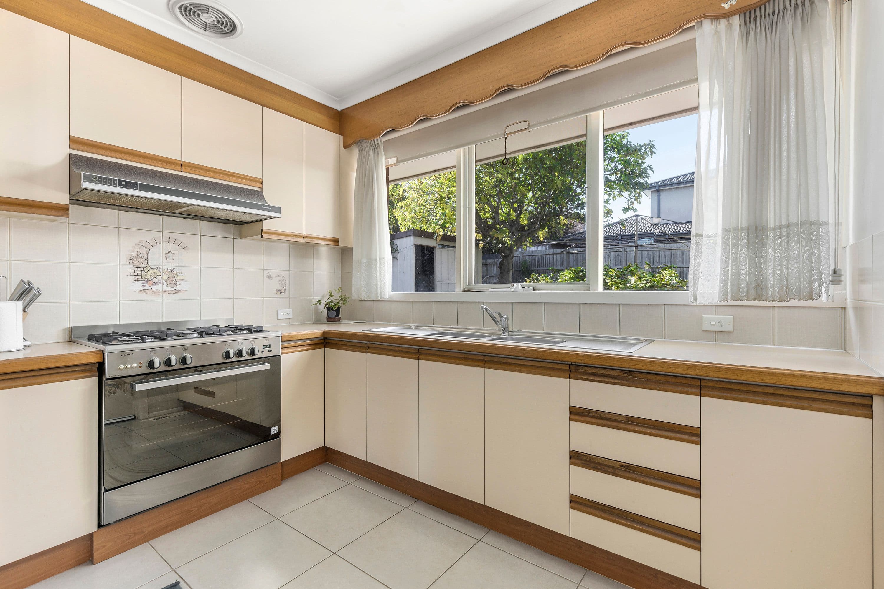 22 Lebanon Crescent, Mulgrave VIC 3170, Mulgrave - Thumbnail 5