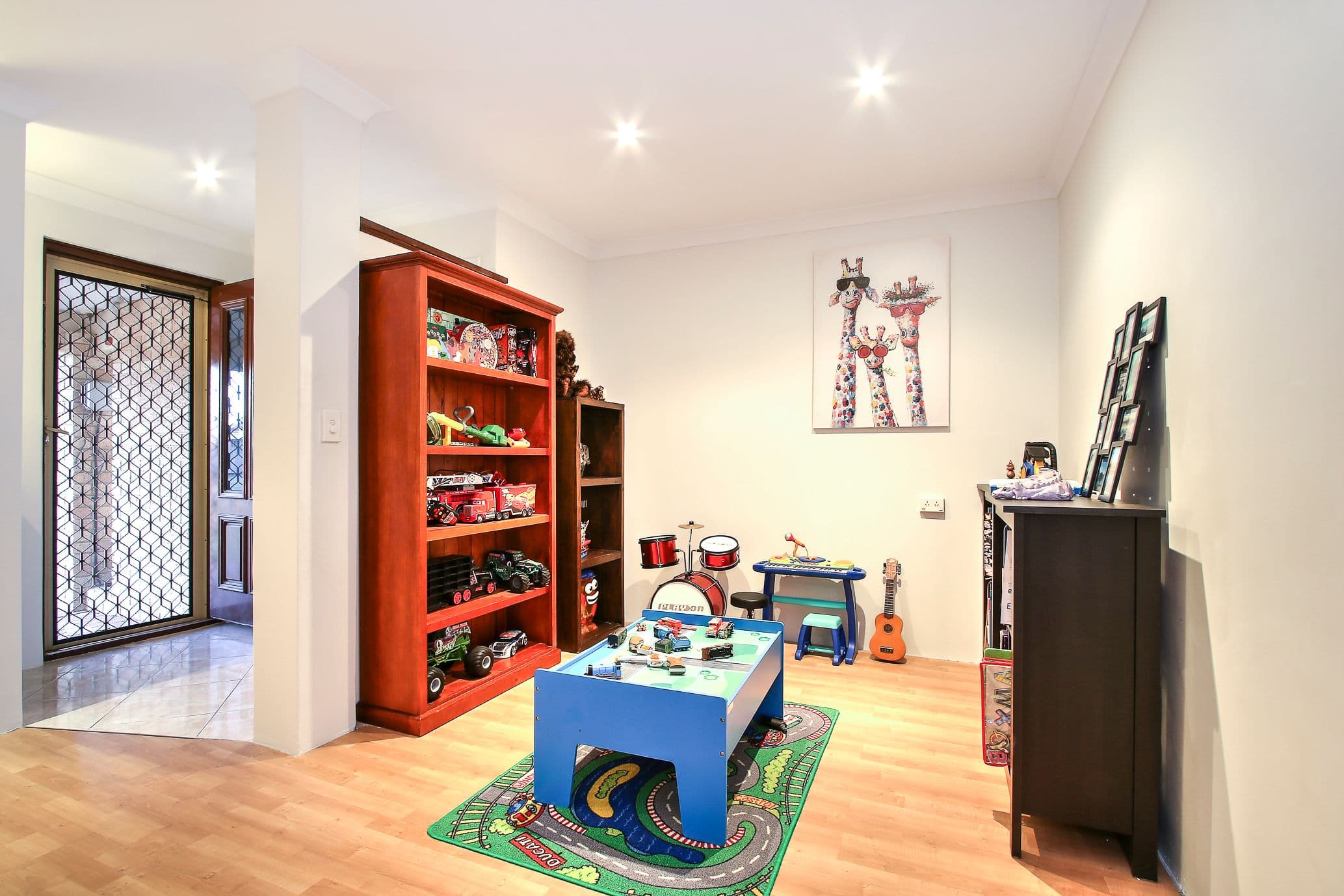 38 Phoenix Drive, Kenwick WA 6107, Kenwick - Thumbnail 4