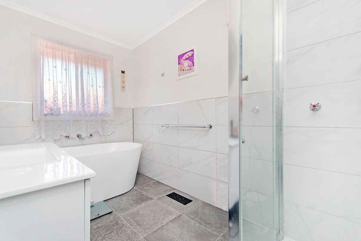 6 McKenna Place, Warrnambool VIC 3280, Warrnambool - Thumbnail 6