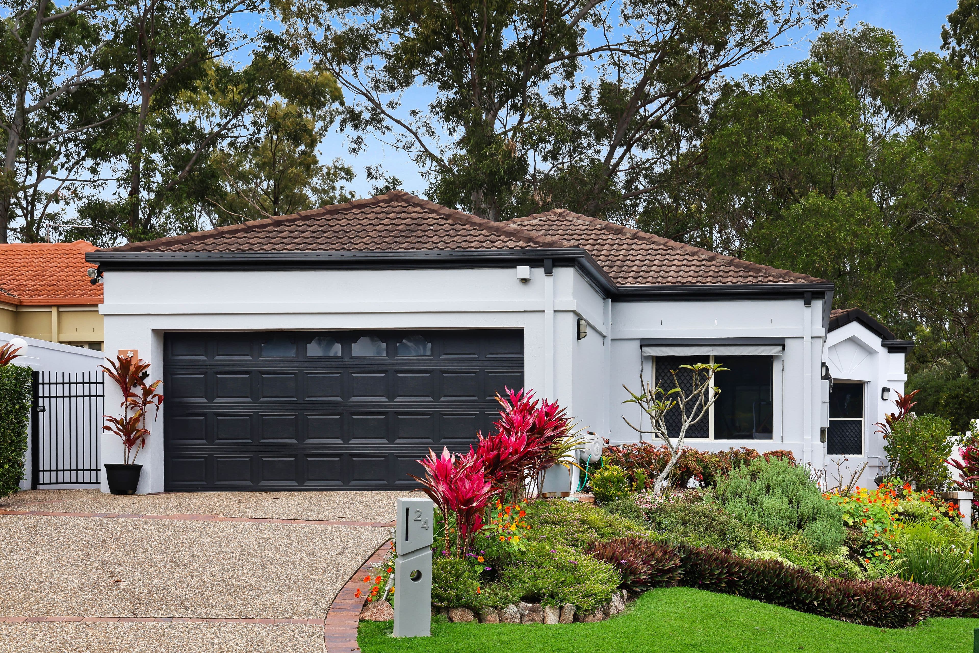 24 Dalloway Court, Arundel QLD 4214, Arundel - Image 1