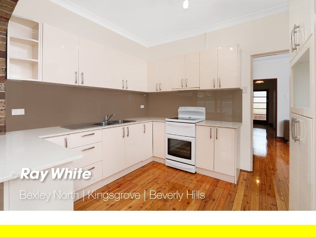25 New England Drive, Kingsgrove - Thumbnail 2