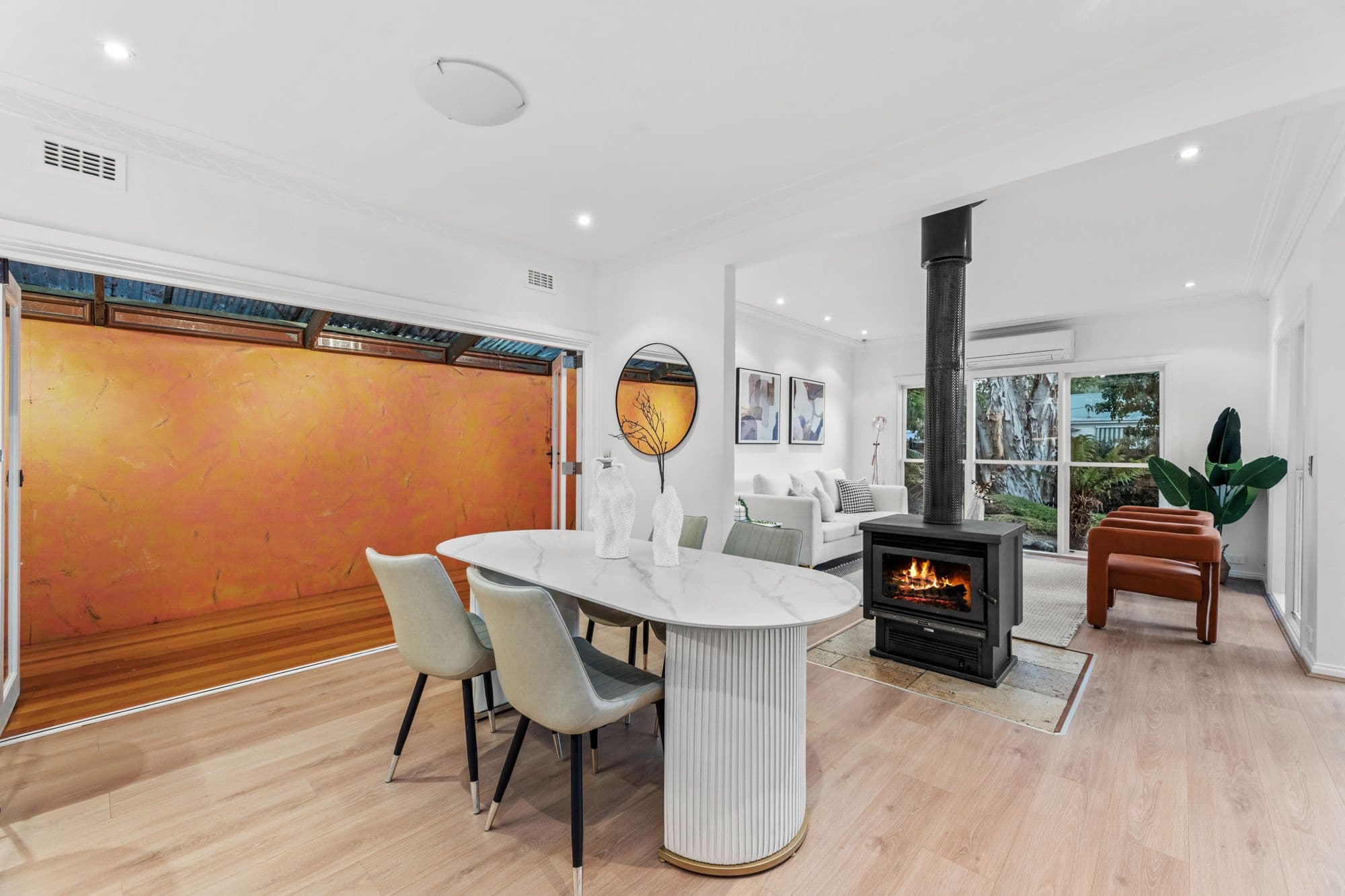 19 Perth Street, Blackburn South VIC 3130, Blackburn South - Thumbnail 3