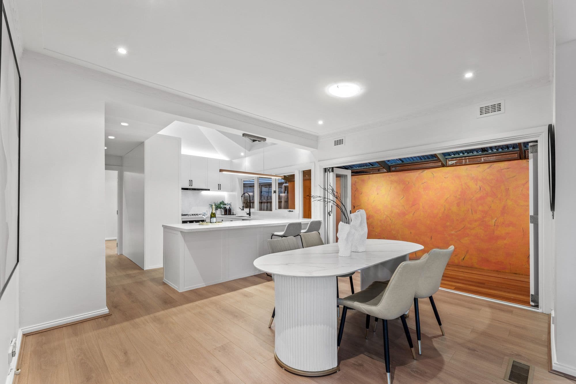 19 Perth Street, Blackburn South VIC 3130, Blackburn South - Thumbnail 6
