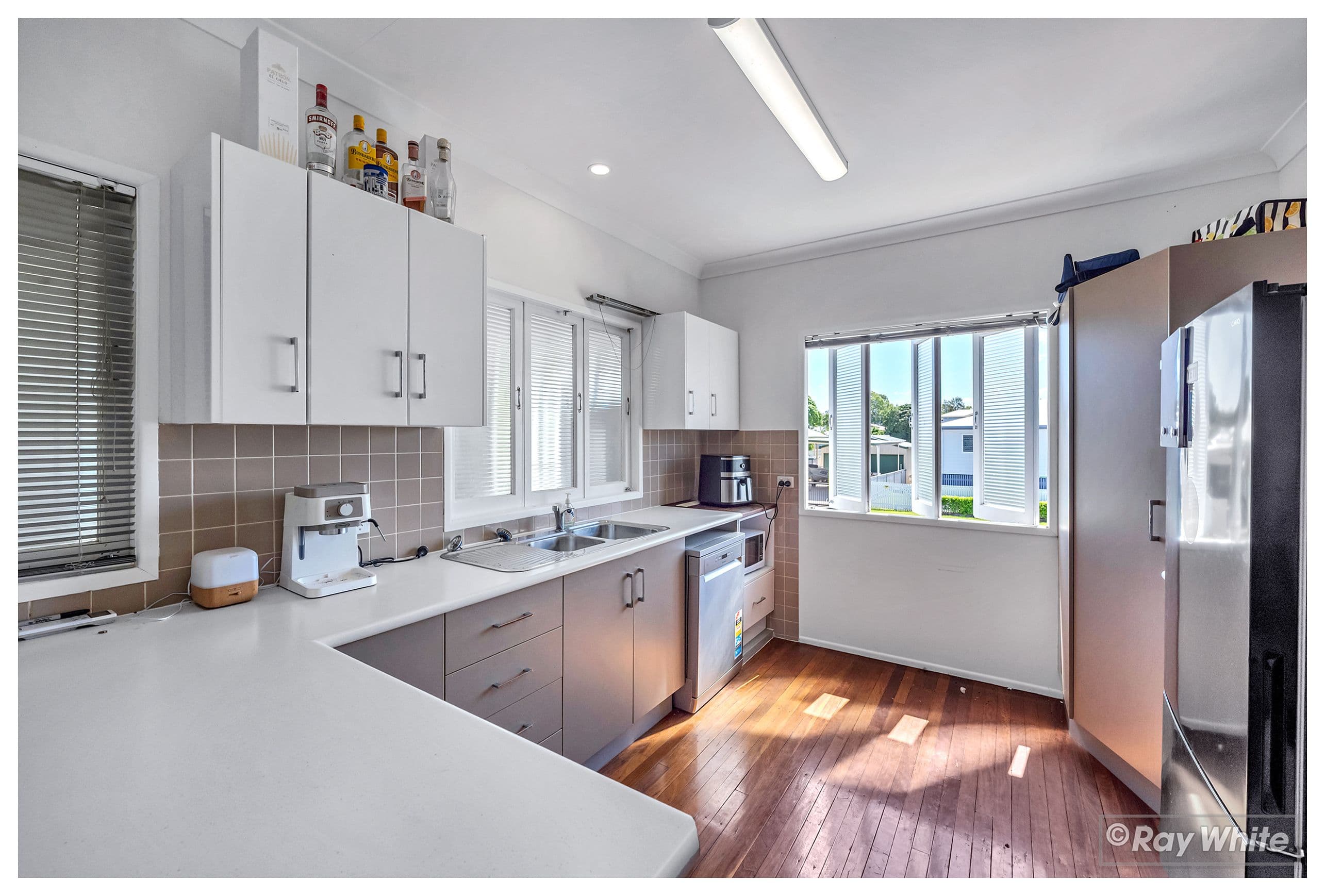 15 Bertram Street, Park Avenue QLD 4701, Park Avenue - Thumbnail 4