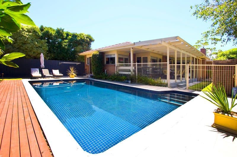 18 Alray Drive, CHELTENHAM VIC 3192, Cheltenham - Thumbnail 2