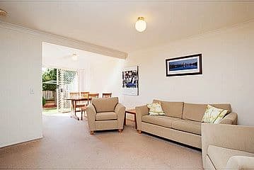 409 Wishart Road, WISHART QLD 4122, Wishart - Thumbnail 2