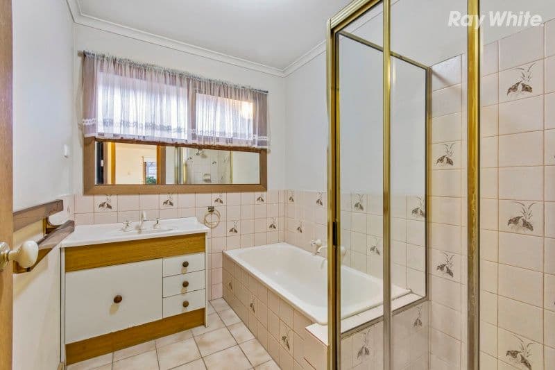 18 Mantung Crescent, Rowville VIC 3178, Rowville - Thumbnail 8
