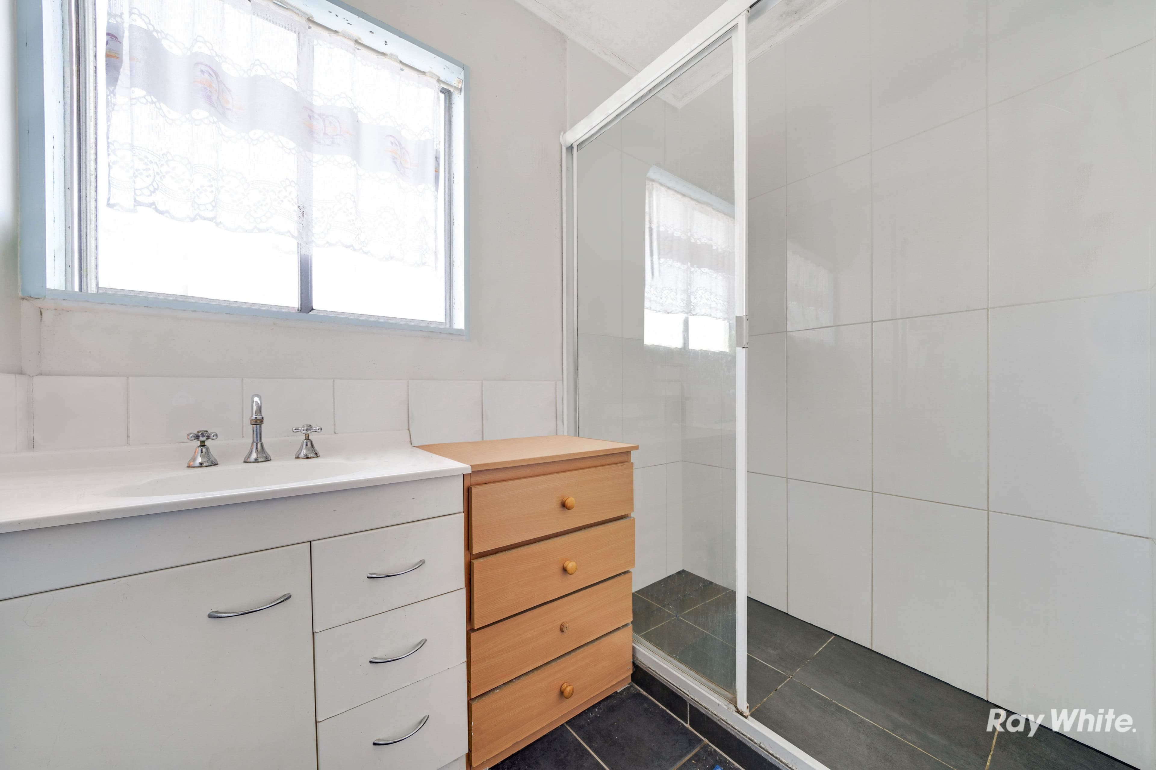 1 Greenwood Street, Kingston QLD 4114, Kingston - Thumbnail 6