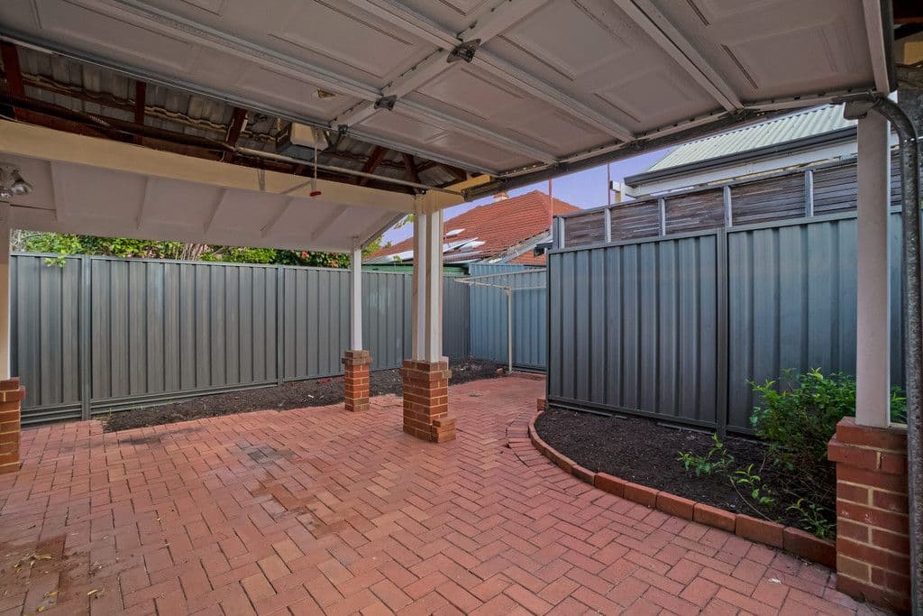 130 Clifton Crescent, Inglewood WA 6052, Inglewood - Thumbnail 4