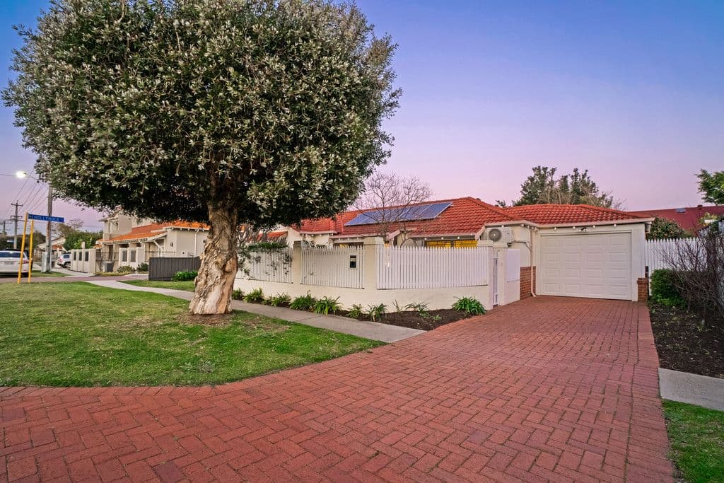 130 Clifton Crescent, Inglewood WA 6052, Inglewood - Thumbnail 8
