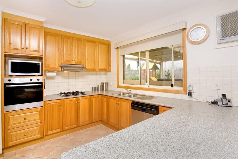 13 Evergreen Court, LARA VIC 3212, Lara - Thumbnail 2