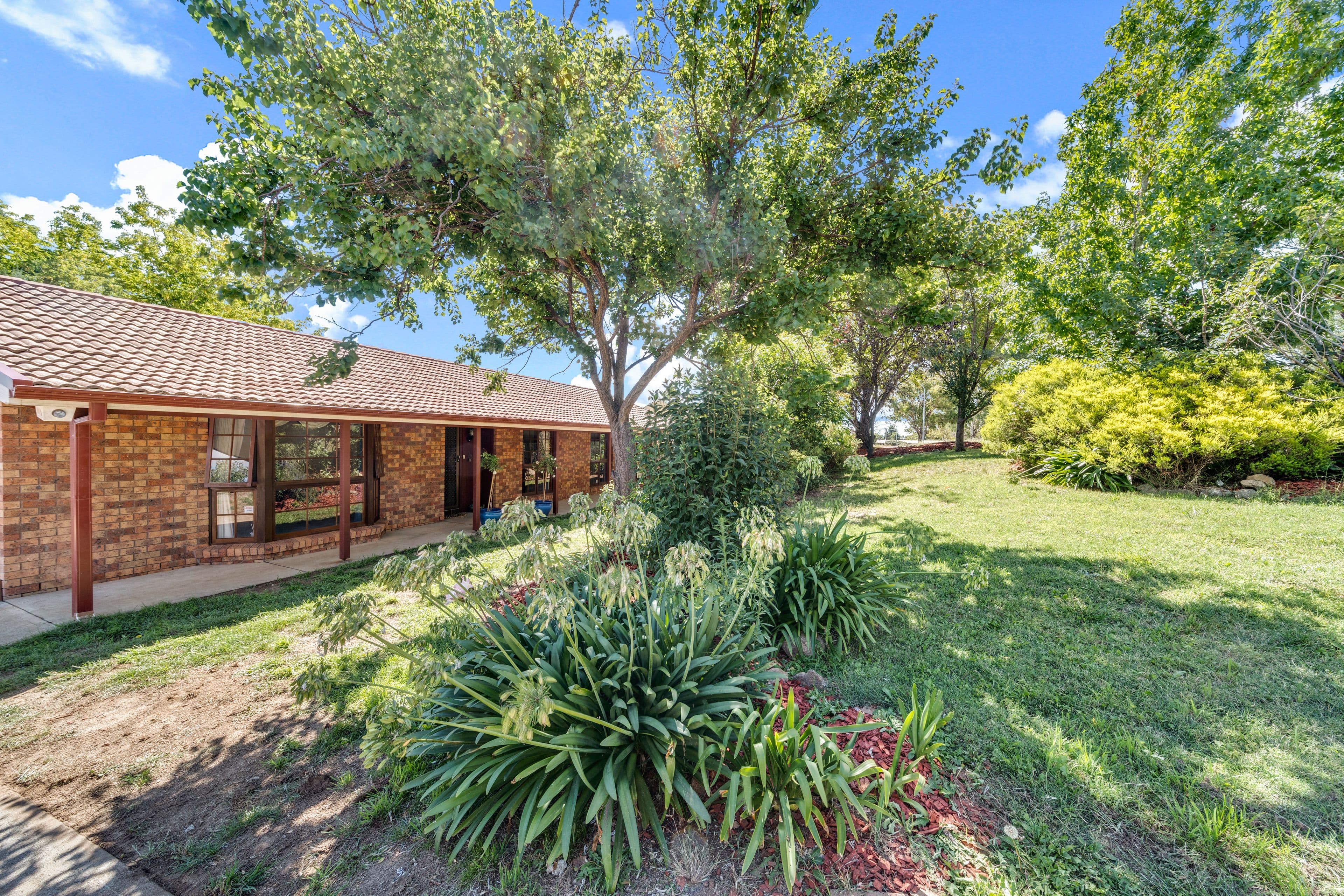 12 Longley Place, Florey ACT 2615, Florey - Image 1