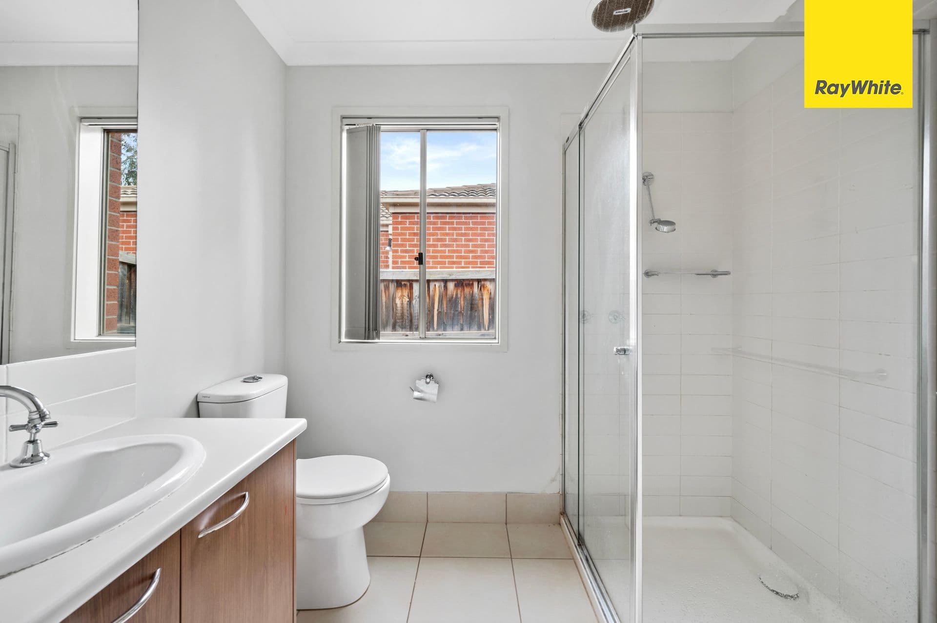 47 Barleygrass Crescent, Brookfield VIC 3338, Brookfield - Thumbnail 3