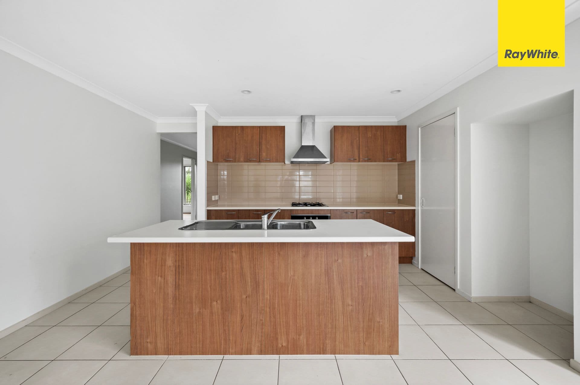 47 Barleygrass Crescent, Brookfield VIC 3338, Brookfield - Thumbnail 5