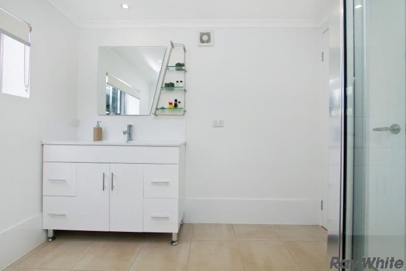 5 Magnet Close, RIVERHILLS QLD 4074, Riverhills - Thumbnail 6