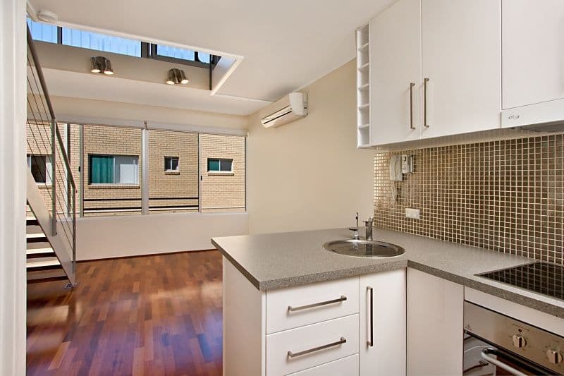 6 Nalla Court, PALM BEACH QLD 4221, Palm Beach - Thumbnail 5