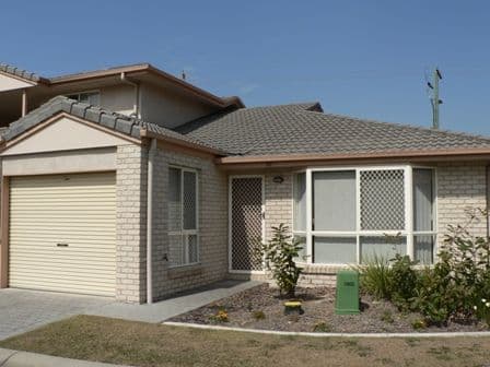 4/4 Pilot Street, Urangan, QLD, 4655, Urangan - Image 1