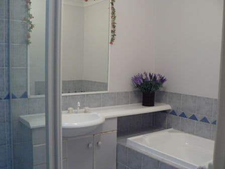 4/4 Pilot Street, Urangan, QLD, 4655, Urangan - Thumbnail 3
