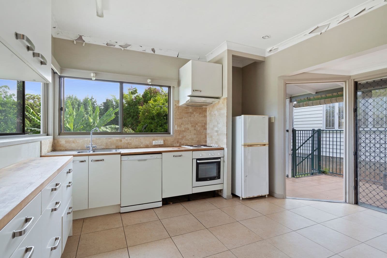 19 Pallaranda Street, Tarragindi QLD 4121, Tarragindi - Thumbnail 6