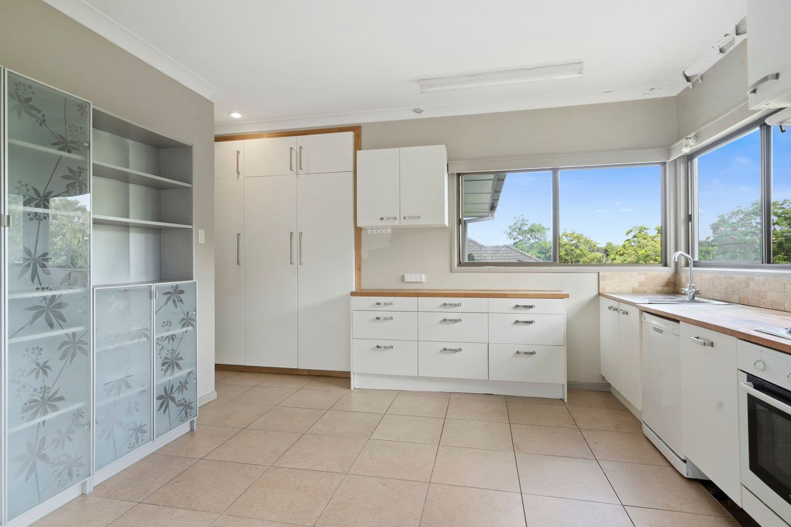 19 Pallaranda Street, Tarragindi QLD 4121, Tarragindi - Thumbnail 7