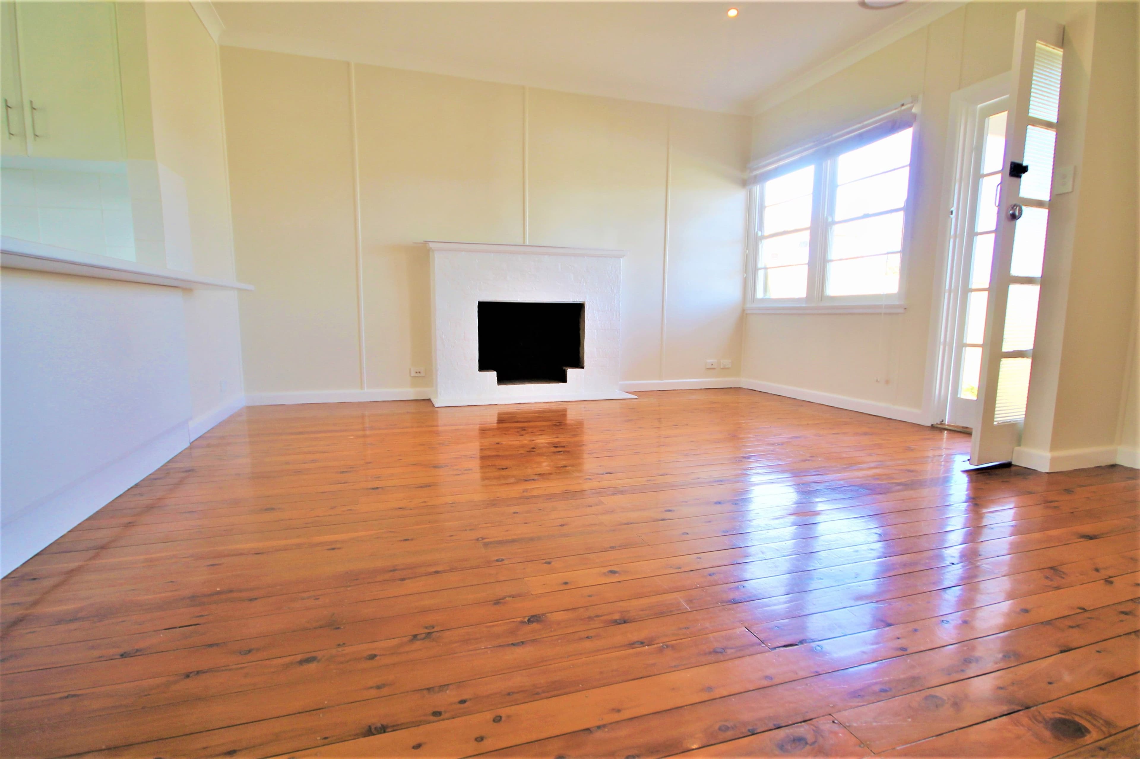 87 Edwards Street, Young - Thumbnail 3