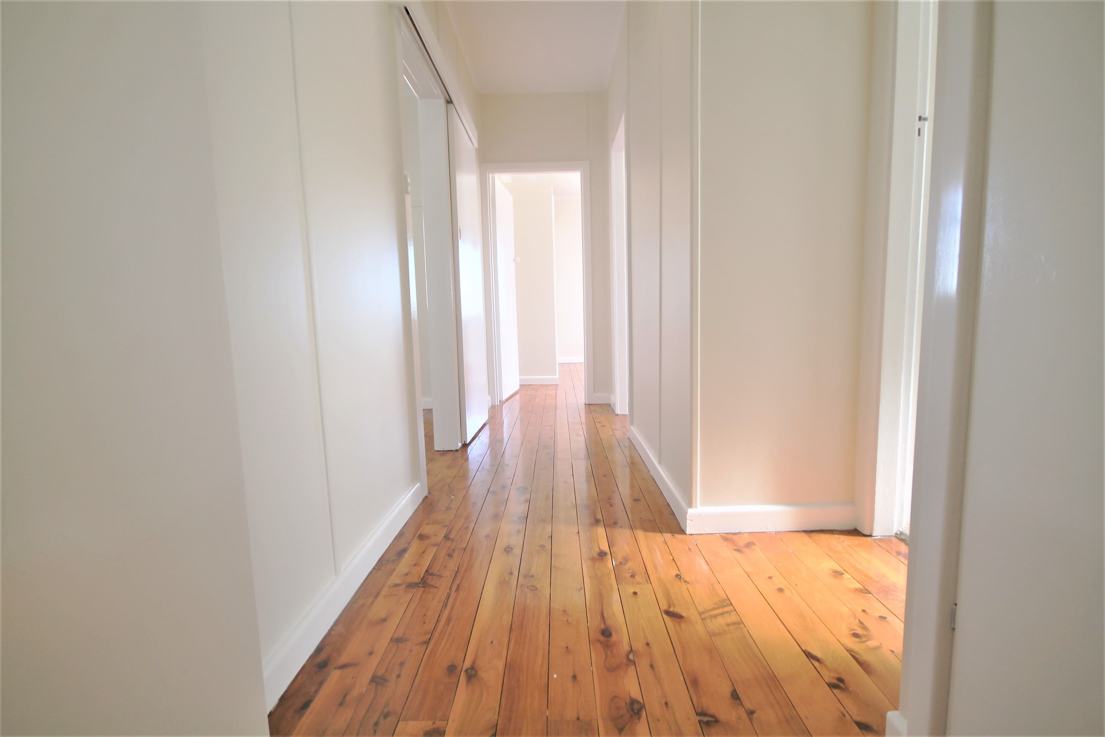 87 Edwards Street, Young - Thumbnail 4