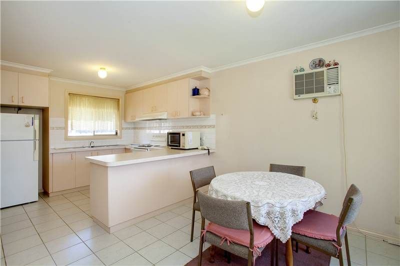 4 Kyema Drive, LARA VIC 3212, Lara - Thumbnail 2