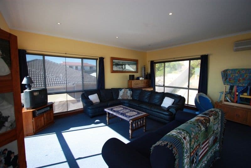 7 Dalrymple Court, Albany Creek, QLD, 4035, Albany Creek - Thumbnail 6
