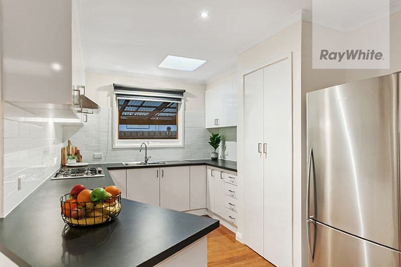 3 Berry Court, Mill Park VIC 3082, Mill Park - Thumbnail 3