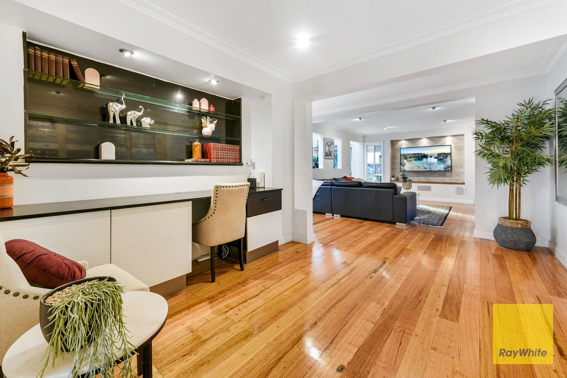 55 Daniel Solander Drive, Endeavour Hills VIC 3802, Endeavour Hills - Thumbnail 4