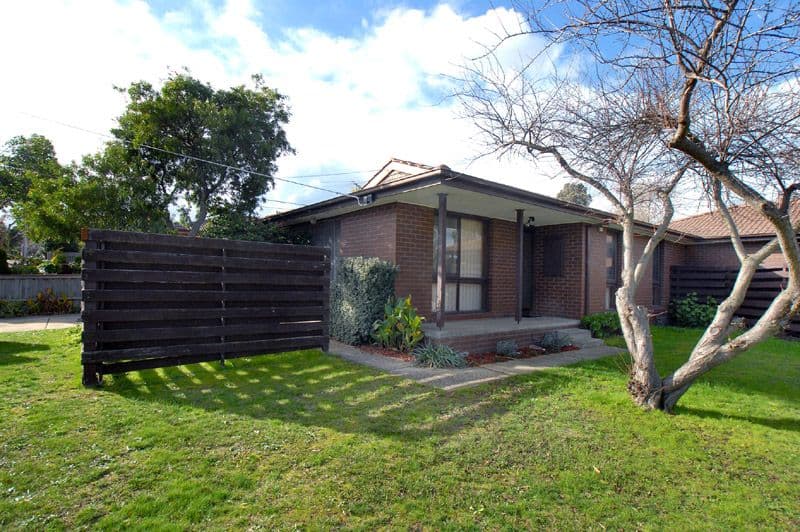 36 Timberglade Drive, NOBLE PARK VIC 3174, Noble Park - Thumbnail 2