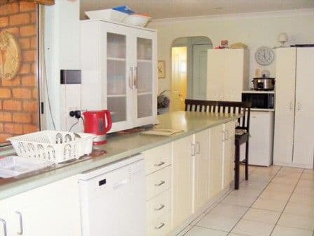 12 Maleny Place, Helensvale QLD 4212, Helensvale - Thumbnail 2
