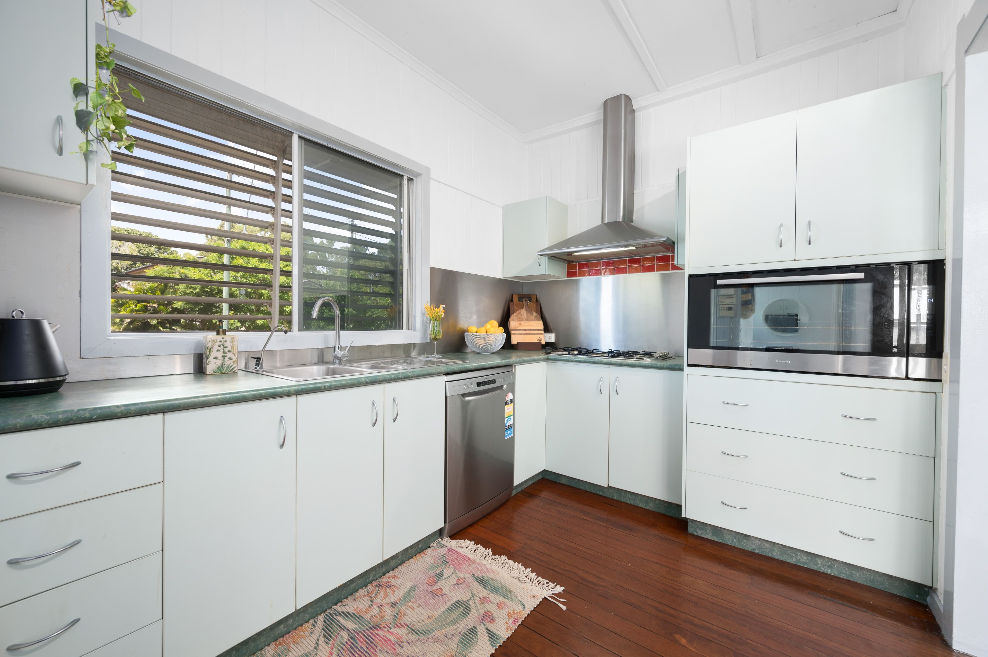 132 Glenlyon Street, Gladstone Central QLD 4680, Gladstone Central - Thumbnail 4