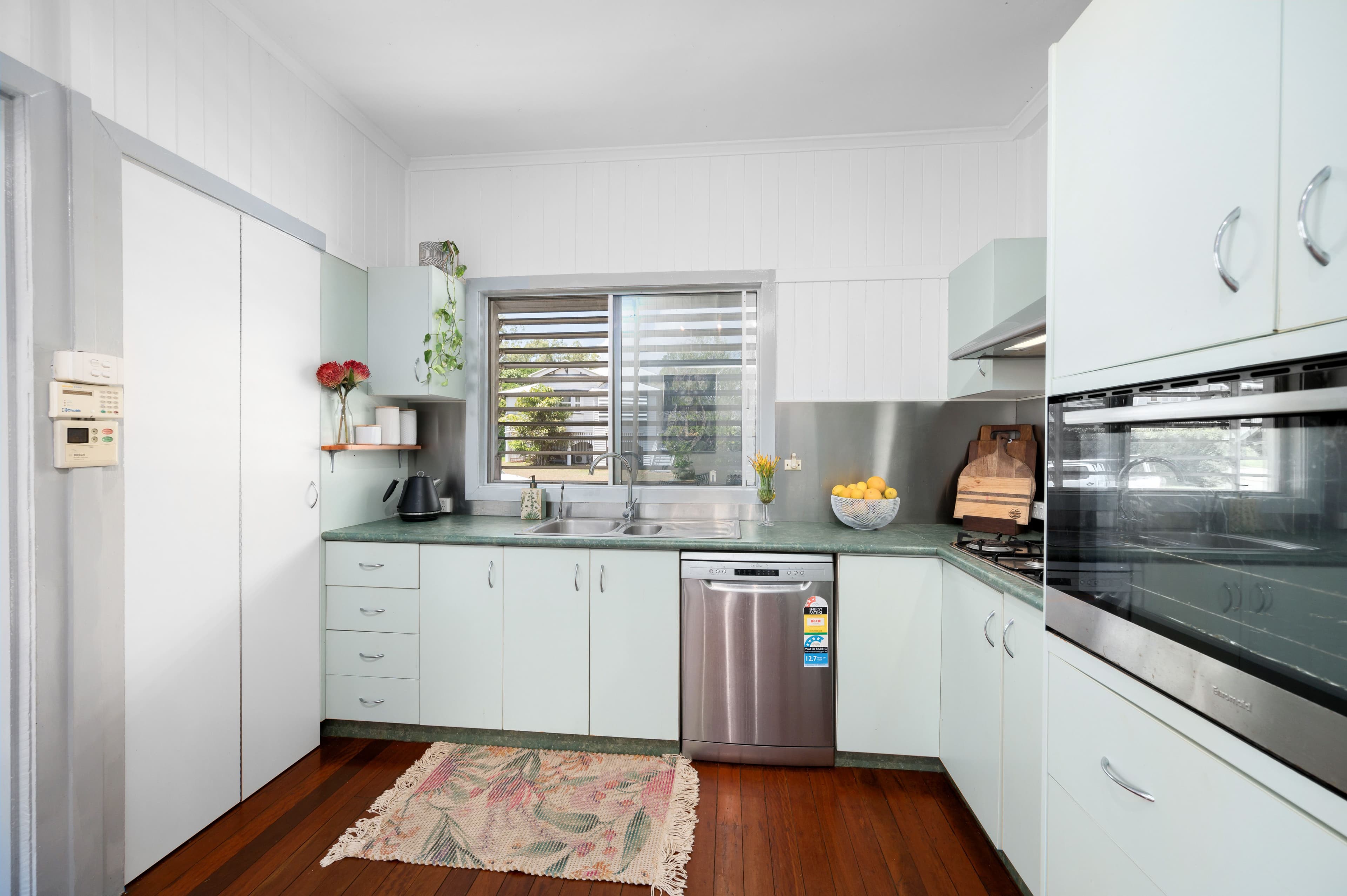 132 Glenlyon Street, Gladstone Central QLD 4680, Gladstone Central - Thumbnail 5