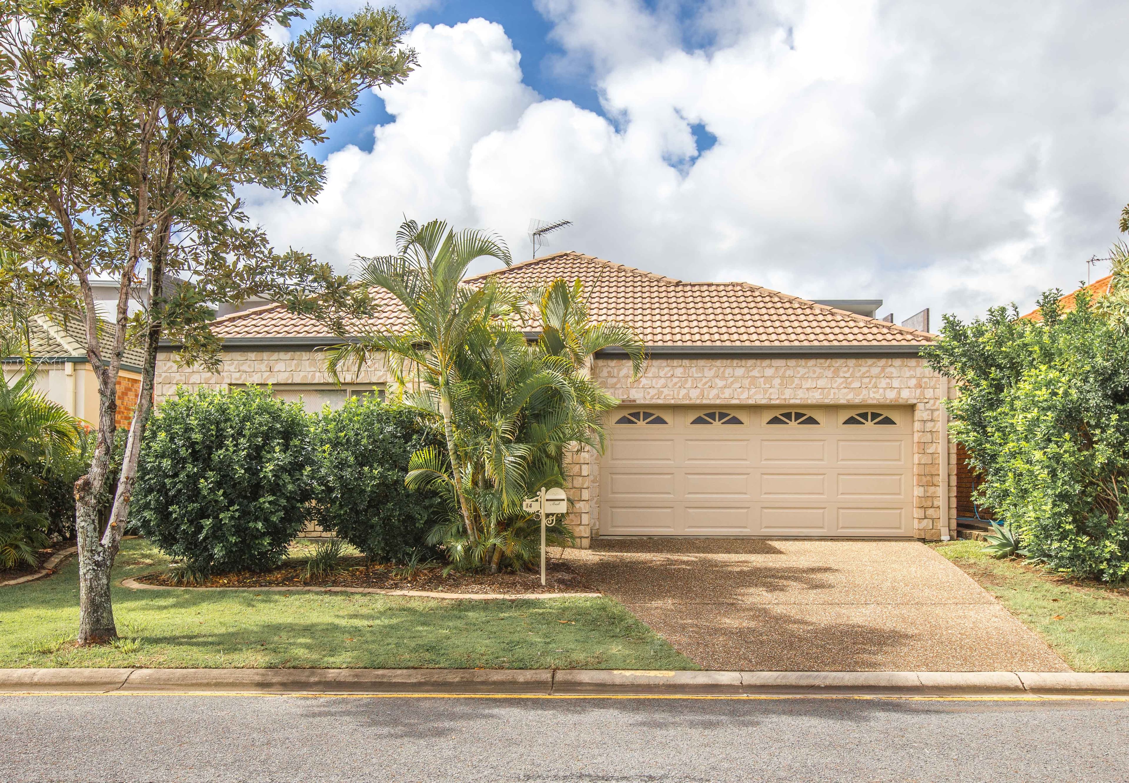 14 McKinley Court, Varsity Lakes QLD 4227, Varsity Lakes - Thumbnail 2