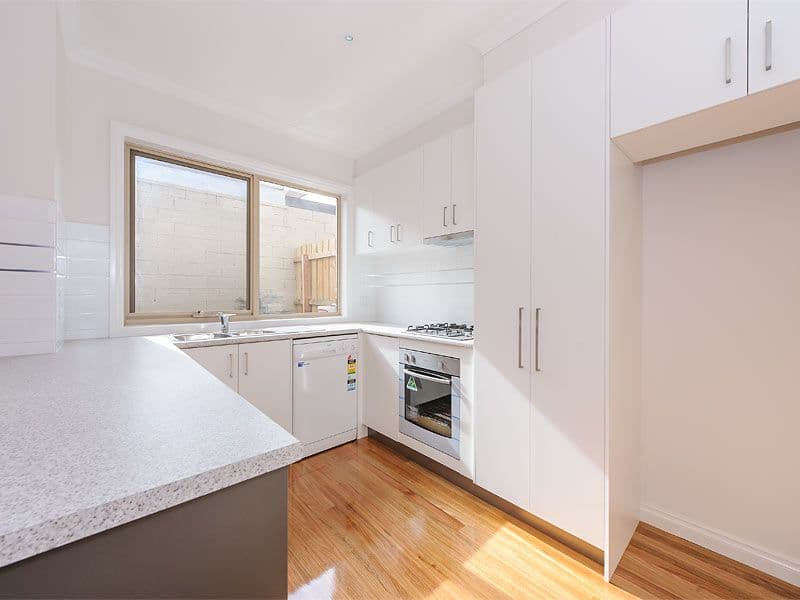 2B Douglas Avenue, BOX HILL SOUTH VIC 3128, Box Hill South - Thumbnail 4
