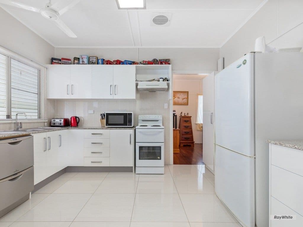 44 Mary Street, The Range QLD 4700, The Range - Thumbnail 3