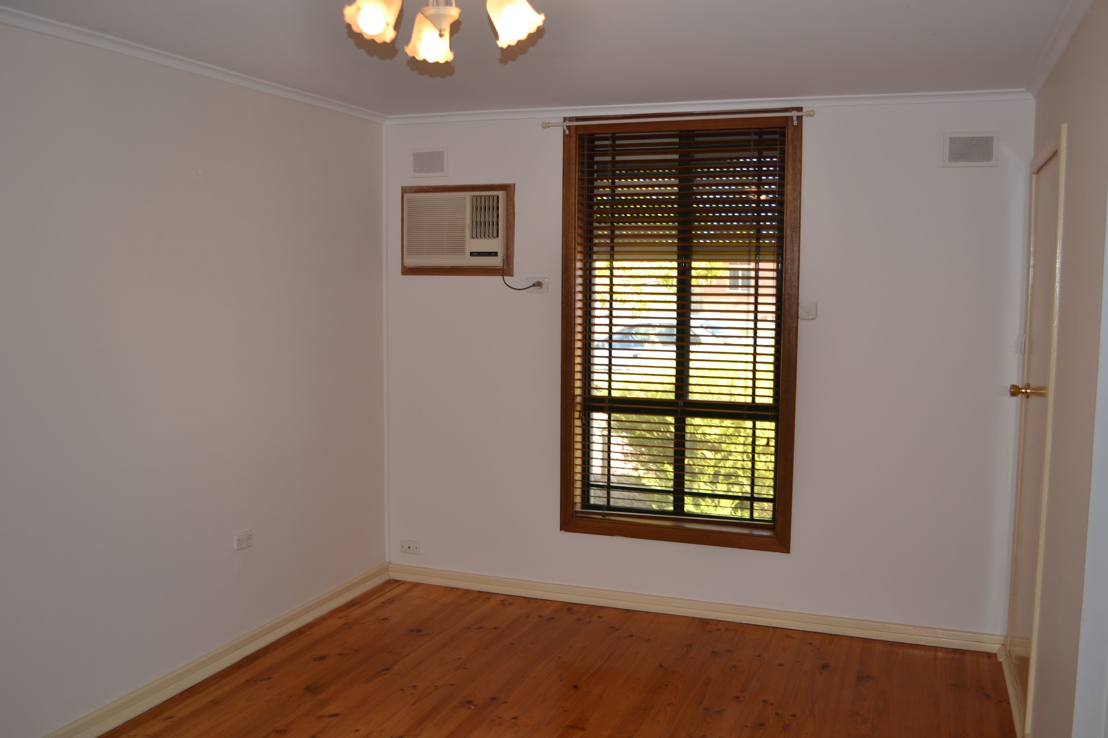 26 Berry Street, Whyalla Stuart SA 5608, Whyalla Stuart - Thumbnail 7