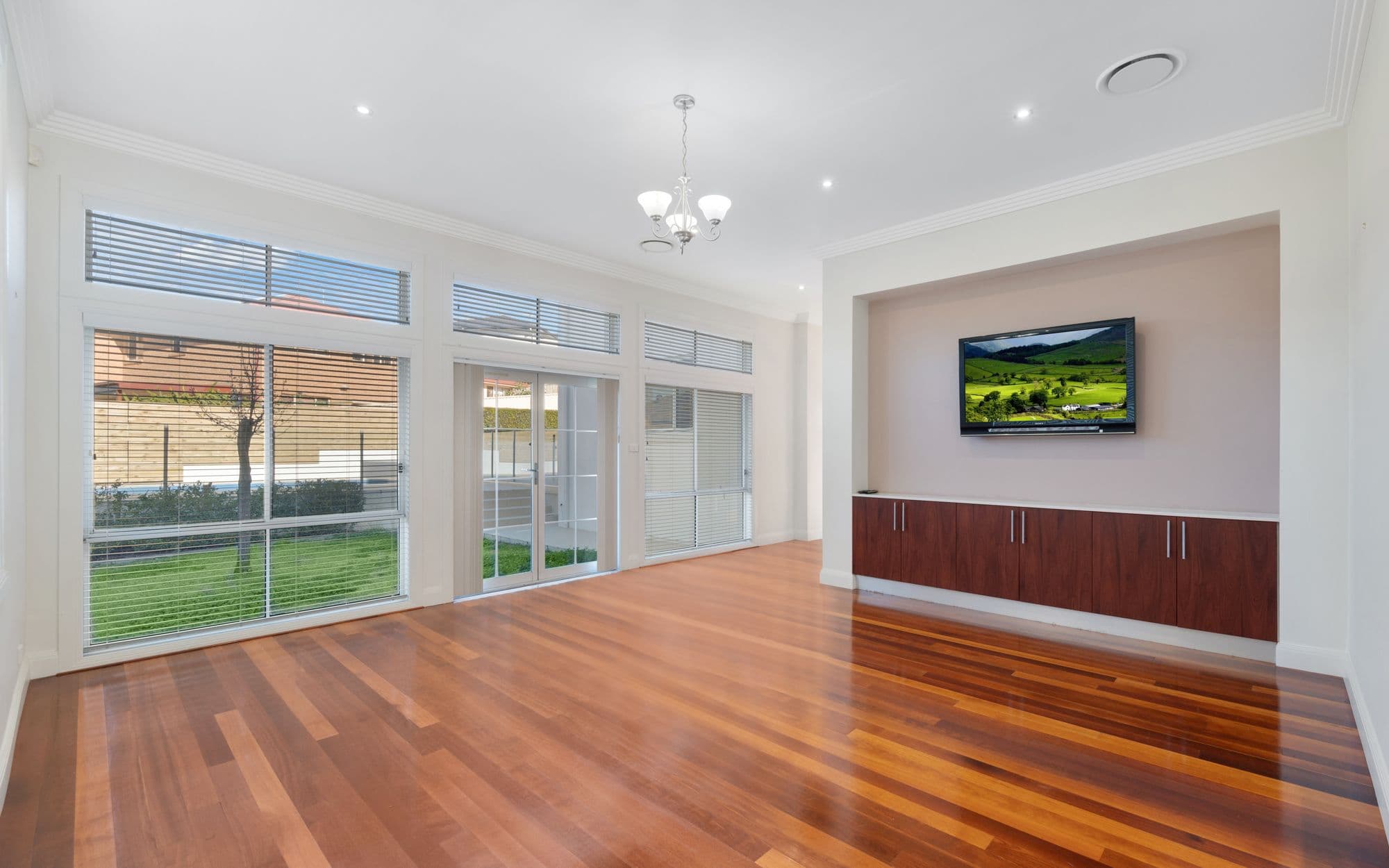 15 Battenberg Close, Cecil Hills NSW 2171, Cecil Hills - Thumbnail 7
