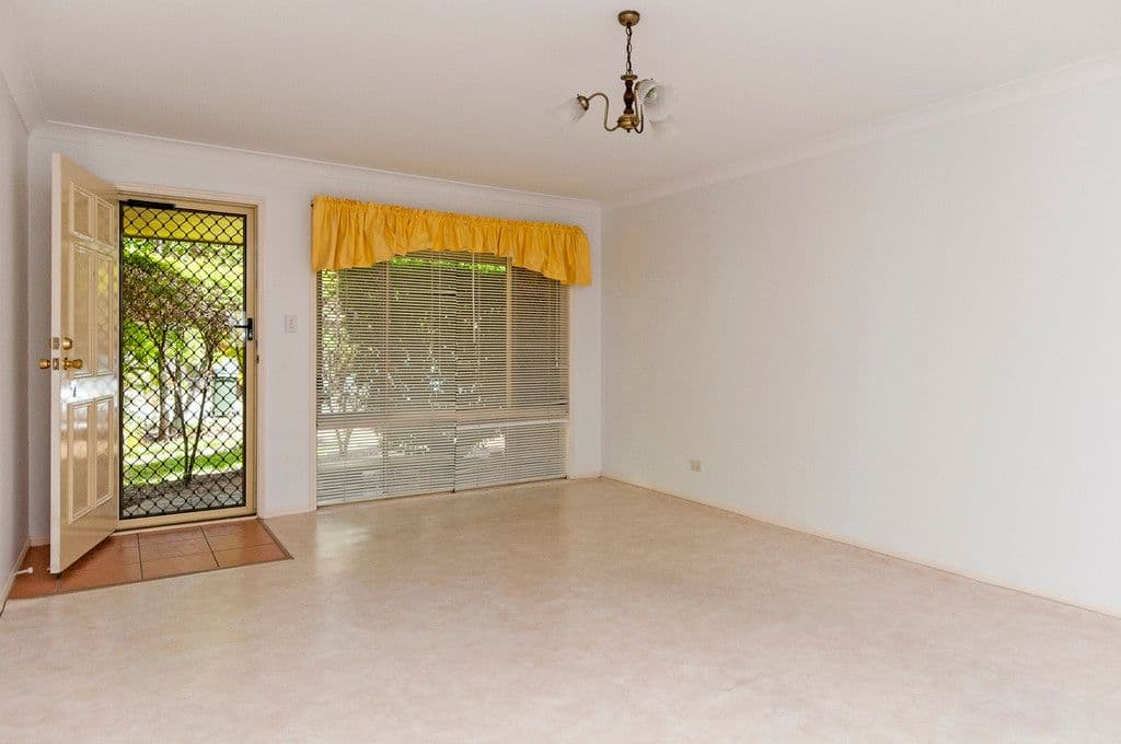 1 Clarence Place, FOREST LAKE QLD 4078, Forest Lake - Thumbnail 5