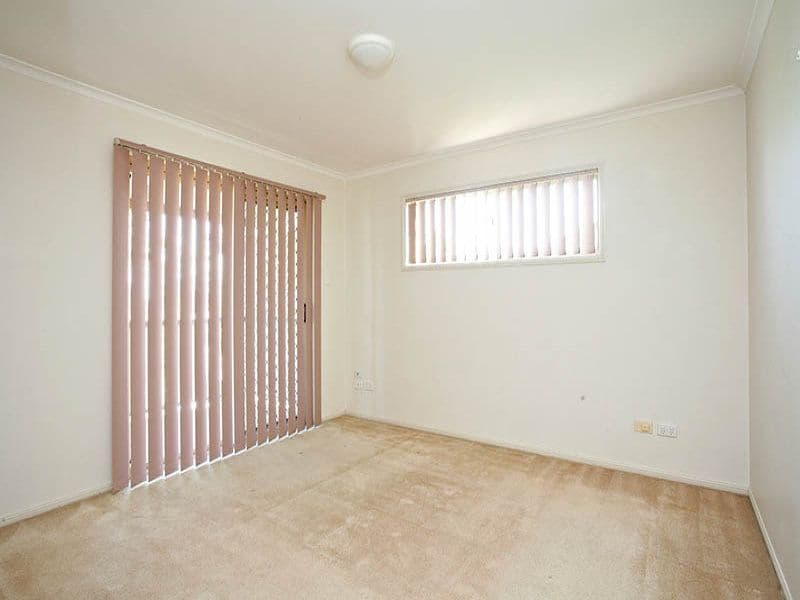 60 Braeside Road, BUNDAMBA QLD 4304, Bundamba - Thumbnail 6