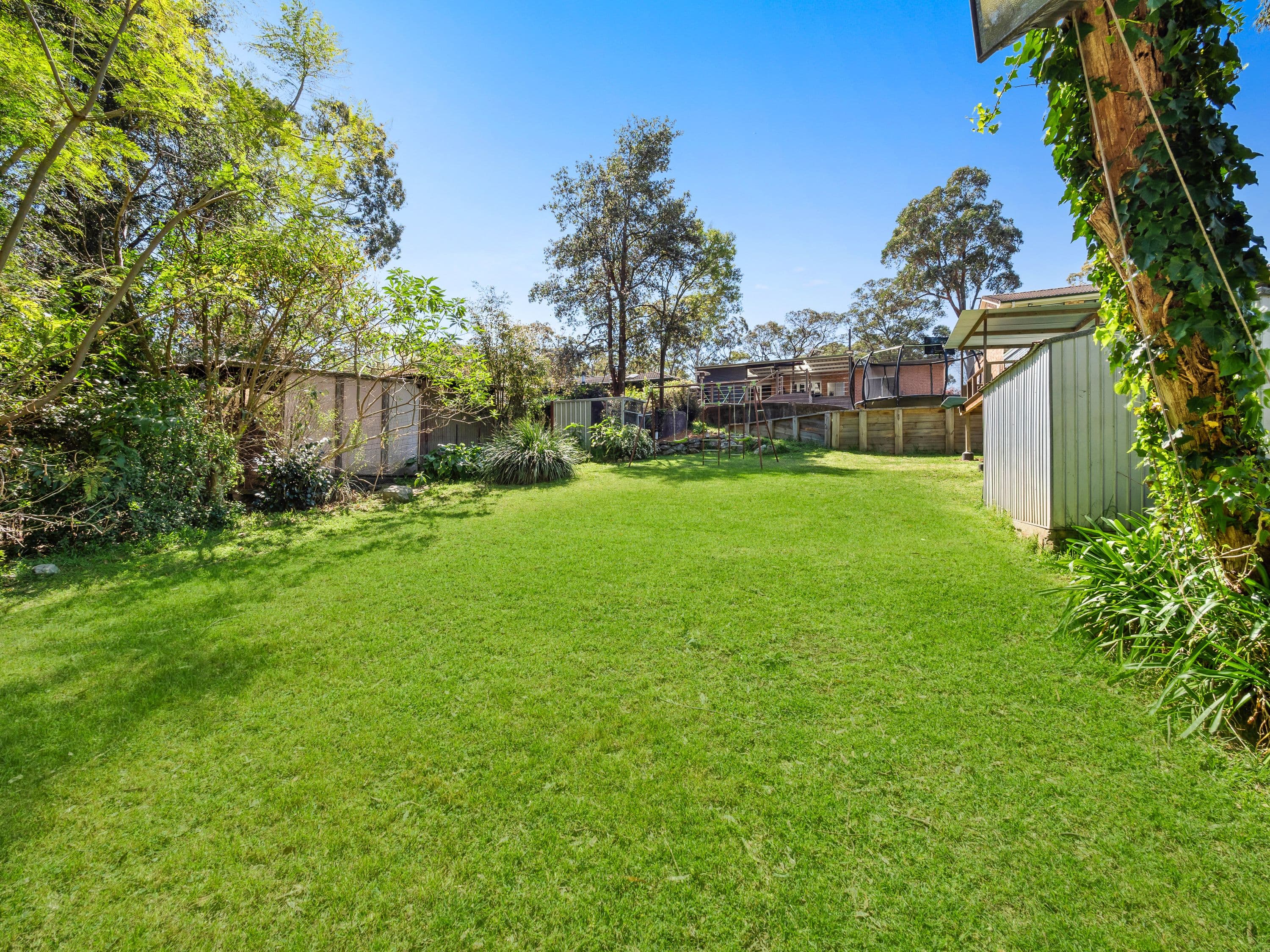 248 Lieutenant Bowen Drive, Bowen Mountain - Thumbnail 5