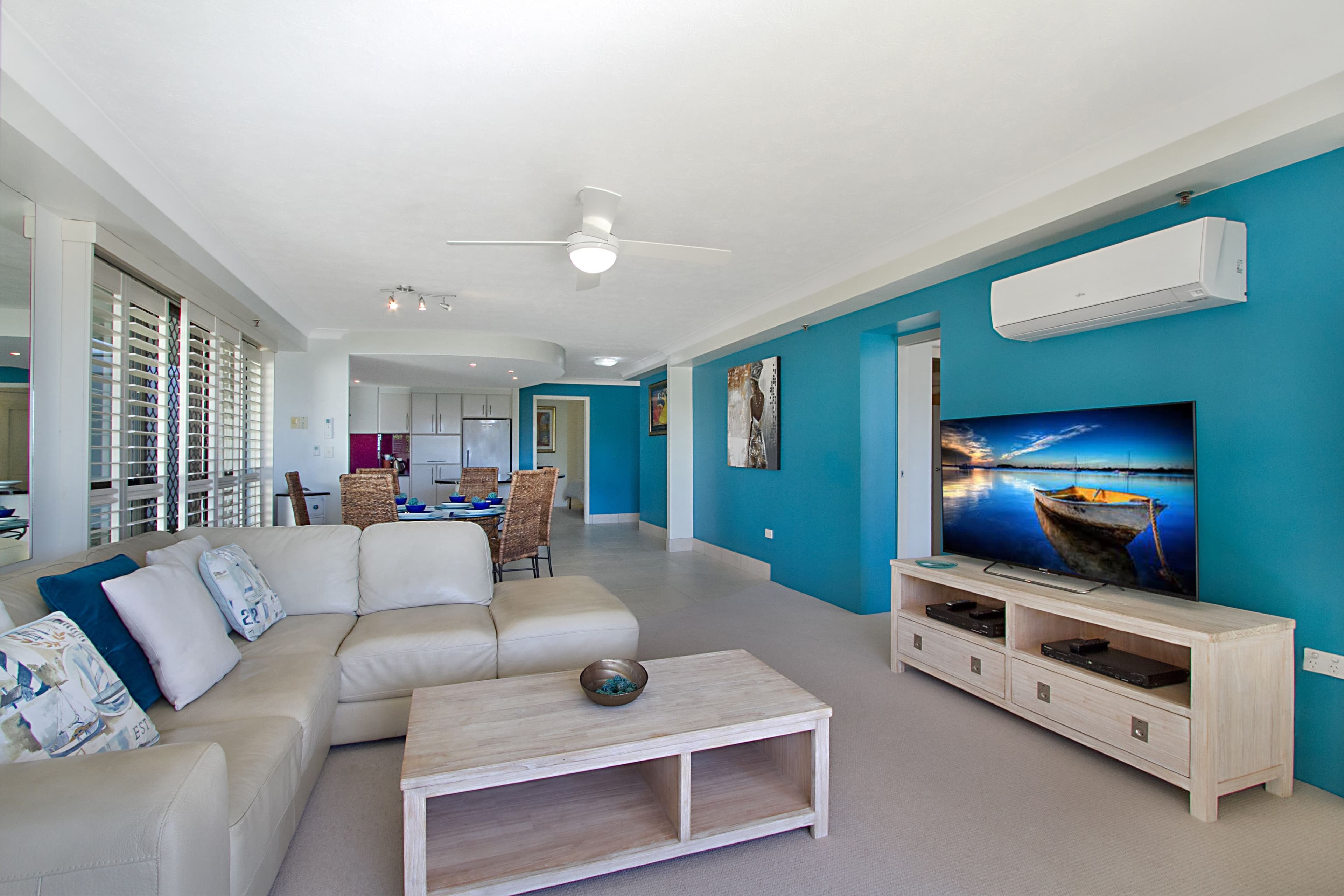 45 Hayle Street, Burleigh Heads QLD 4220, Burleigh Heads - Thumbnail 2