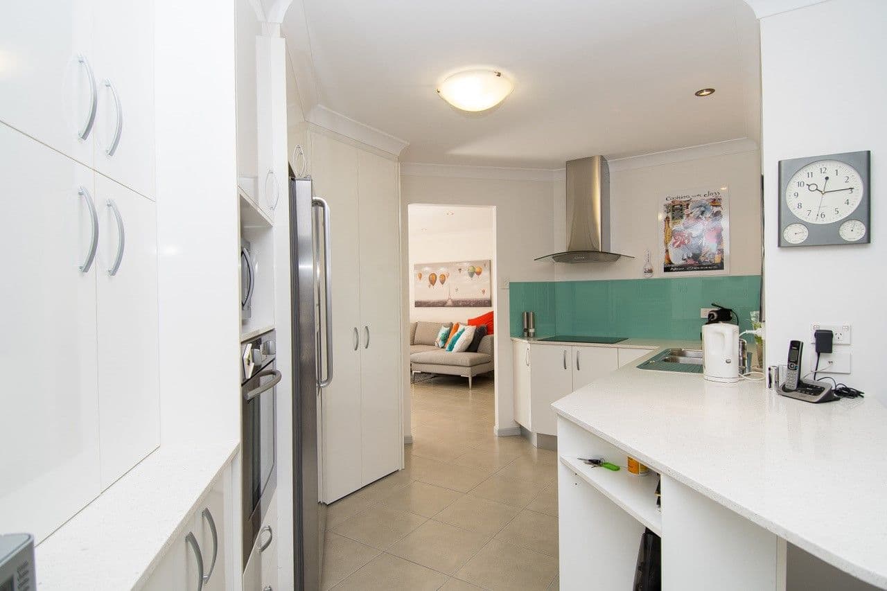 6 Bears Court, Arundel QLD 4214, Arundel - Thumbnail 6