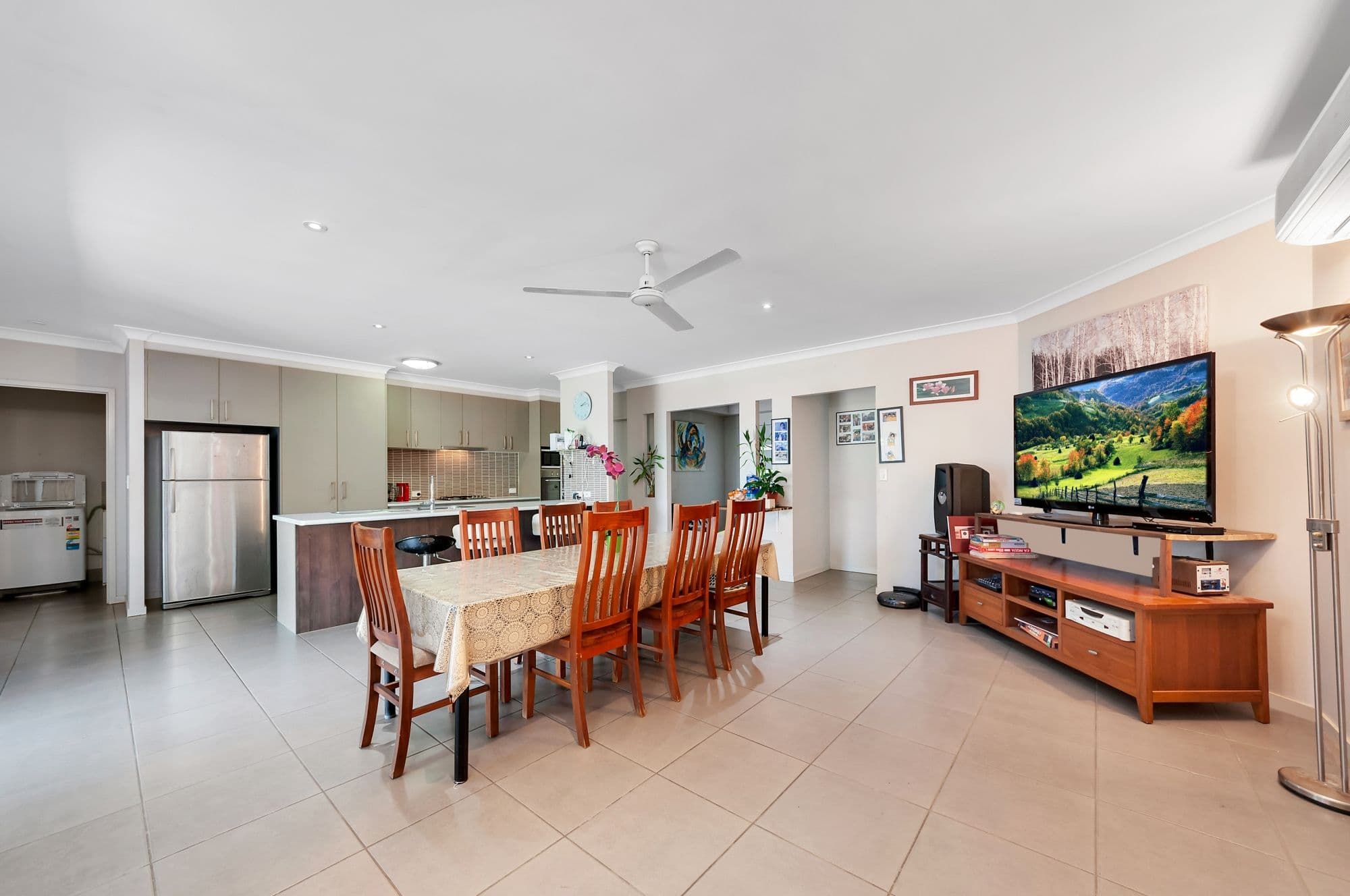 8 Charnley Avenue, Bentley Park QLD 4869, Bentley Park - Thumbnail 2