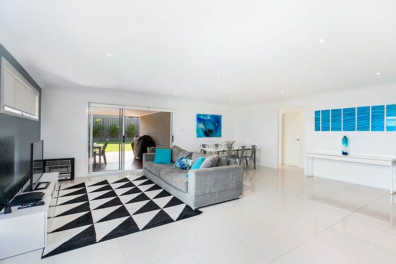 2 Mornington Court, Shell Cove - Thumbnail 3