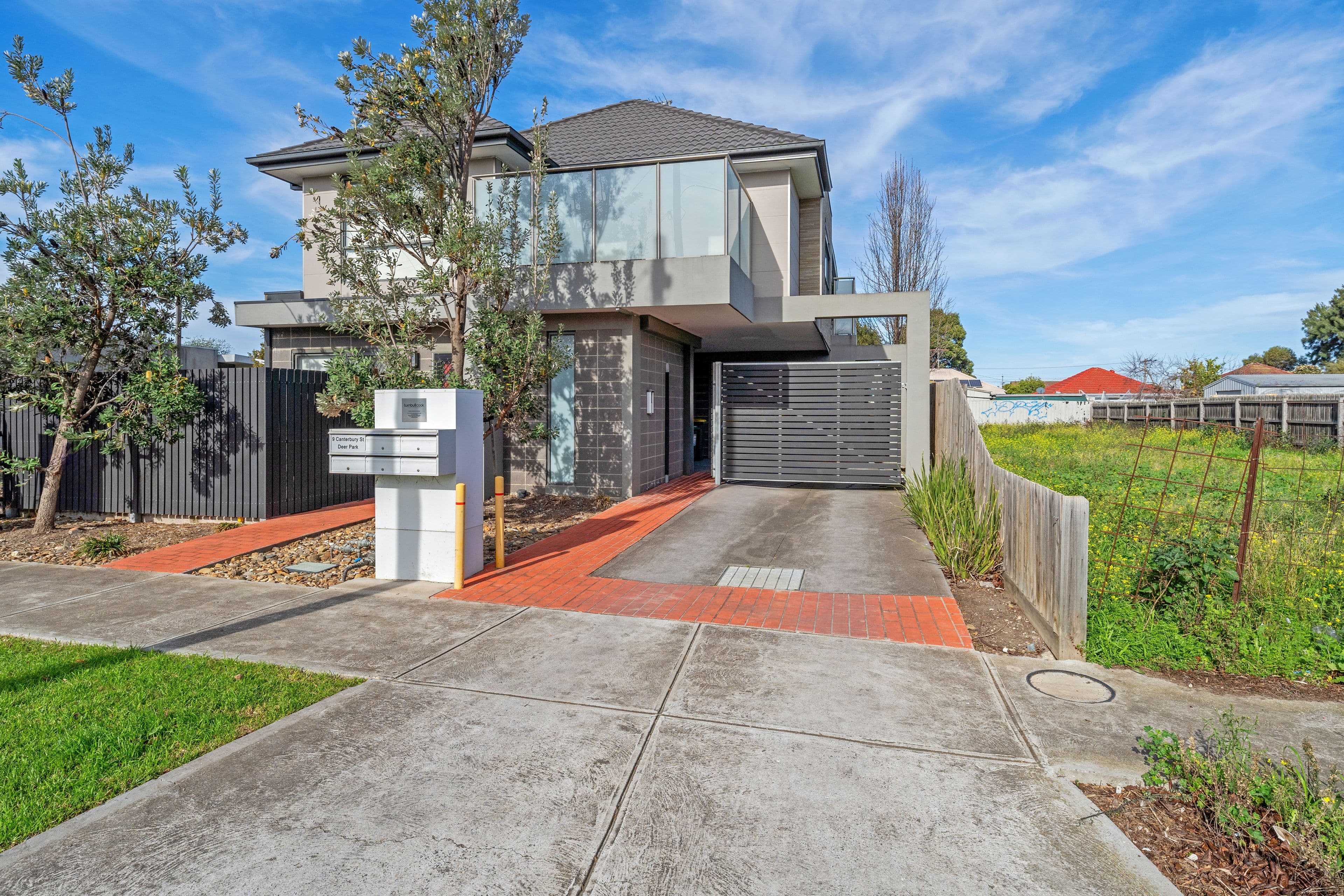9 Canterbury Street, Deer Park VIC 3023, Deer Park - Thumbnail 2